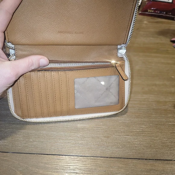 Michael Kors Gray Monogram Wallet - Picture 10 of 10